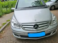 Gebraucht Mercedes B180 105 PS (77 kW) 2005 Grau Van / Kleinbus