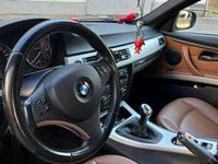 Gebraucht BMW 318 Cabriolet 143 PS (105 kW) 2010 Grau Cabrio