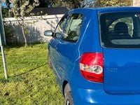 Usata VW Fox 75 CV (55 kW) 2004 Blu Utilitaria
