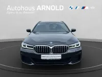 Gebraucht BMW 530e M Sport 292 PS (214 kW) 2023 Saphirschwarz Kombi