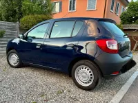 Używany Dacia Sandero 75 KM (55 kW) 2013 Niebieski Hatchback