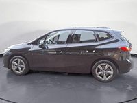 Gebraucht BMW 220 Active Tourer 156 PS (114 kW) 2025 Schwarz Van / Kleinbus