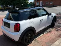 Gebraucht Mini Cooper SE 135 kW (184 PS) 2023 Weiß Kleinwagen
