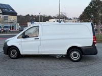 Gebraucht Mercedes Vito 114 PS (83 kW) 2017 Weiß Van