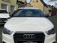 Gebraucht Audi A1 Ambition 122 PS (89 kW) 2012 Beige Kleinwagen