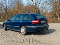 Gebraucht Volvo V40 122 PS (89 kW) 2002 Blau Kombi