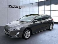 Gebraucht Ford Focus Titanium 125 PS (91 kW) 2021 Grau Limousine