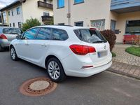 Usata Opel Astra Active 140 CV (102 kW) 2013 Bianco Station wagon