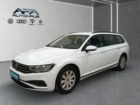 Gebraucht VW Passat 150 PS (110 kW) 2022 Weiß Kombi