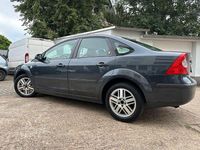 Second-hand Ford Focus 90 CP (66 kW) 2006 Gri Berlinǎ
