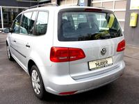 Gebraucht VW Touran Comfortline 140 PS (102 kW) 2013 Silber Van / Kleinbus