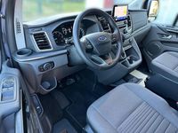 Gebraucht Ford Tourneo 170 PS (125 kW) 2023 Grau Van / Kleinbus