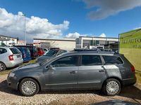 Gebraucht VW Passat 140 PS (102 kW) 2008 Grau Limousine