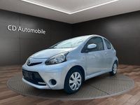 Gebraucht Toyota Aygo Cool 68 PS (50 kW) 2013 Silber Kleinwagen