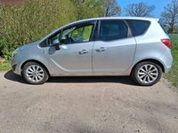Second-hand Opel Meriva 101 CP (74 kW) 2013 Argintiu Monovolum