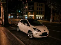 Gebraucht Ford Ka Individual 126 PS (92 kW) 2010 Weiß Kleinwagen