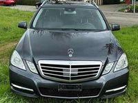 Usata Mercedes E350 265 CV (194 kW) 2011 Grigio Station wagon
