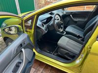 Gebraucht Ford Fiesta 82 PS (60 kW) 2009 Grün Kleinwagen