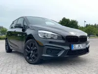 Gebraucht BMW 214 Active Tourer 95 PS (69 kW) 2016 Schwarz Van / Kleinbus