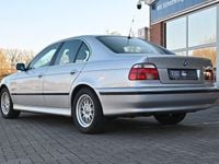 Second-hand BMW 528 193 CP (141 kW) 1999 Argintiu Berlinǎ