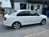 Gebraucht Skoda Rapid 105 PS (77 kW) 2014 Weiß Kleinwagen