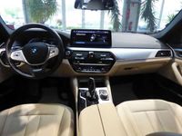 gebraucht BMW 520 e Touring Aut. LED Matrix AHK Navi