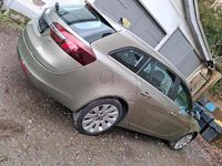 Gebraucht Opel Insignia 136 PS (100 kW) 2016 Gold Kombi