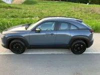 Używany Mazda MX30 106 kW (145 KM) 2021 Szary SUV