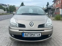 Gebraucht Renault Modus Dynamique 111 PS (81 kW) 2010 Gold Van / Kleinbus