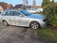 Gebraucht BMW 530 218 PS (160 kW) 2005 Silber Kombi