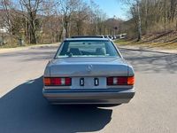 Second-hand Mercedes 190 1989 Gri Berlinǎ