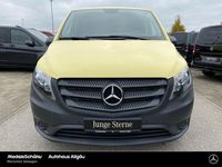 Gebraucht Mercedes Vito 163 PS (119 kW) 2023 Mellitgelb Van