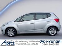 Gebraucht Hyundai ix20 125 PS (91 kW) 2017 Silber Kleinwagen