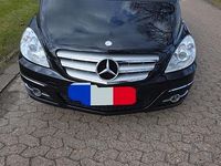 Gebraucht Mercedes B180 109 PS (80 kW) 2010 Schwarz Van / Kleinbus