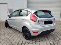 Gebraucht Ford Fiesta Trend 82 PS (60 kW) 2014 Silber Kleinwagen