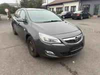 Gebraucht Opel Astra 179 PS (131 kW) 2011 Braun Kombi