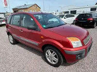 Gebraucht Ford Fusion Fun X 80 PS (58 kW) 2007 Rot Kleinwagen