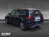 Gebraucht Mercedes B180 Progressive 116 PS (85 kW) 2021 Schwarz Van / Kleinbus