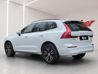 Gebraucht Volvo XC60 Momentum 197 PS (144 kW) 2022 Weiss SUV