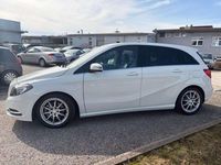 Gebraucht Mercedes B200 156 PS (114 kW) 2012 Calcitweiss  unilack Van / Kleinbus