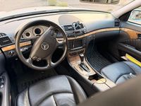 Second-hand Mercedes E320 224 CP (164 kW) 2006 Argintiu Break