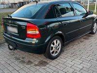 Gebraucht Opel Astra 125 PS (91 kW) 2003 Grün Kleinwagen