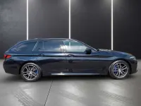 Gebraucht BMW 540 M Sport 333 PS (244 kW) 2022 Carbonschwarz Kombi