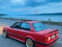 Używany BMW 325 170 KM (125 kW) 1991 Czerwony Sedan/Limuzyna
