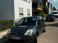 Gebraucht Ford Fiesta 80 PS (58 kW) 2005 Grau Kleinwagen