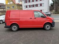 Gebraucht VW Transporter 102 PS (75 kW) 2018 Rot Van