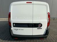 Gebraucht Fiat Doblò 101 PS (74 kW) 2018 Weiß Van / Kleinbus
