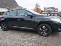 Gebraucht Renault Mégane 101 PS (74 kW) 2011 Schwarz Limousine