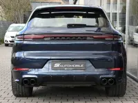 Gebraucht Porsche Cayenne E-Hybrid Sport 470 PS (345 kW) 2024 Blau SUV