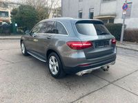 Gebraucht Mercedes GLC350 320 PS (235 kW) 2017 Grau SUV